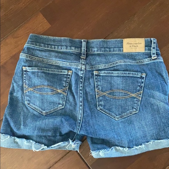 Abercrombie & Fitch jean shorts size 0S W25 - Picture 3 of 4